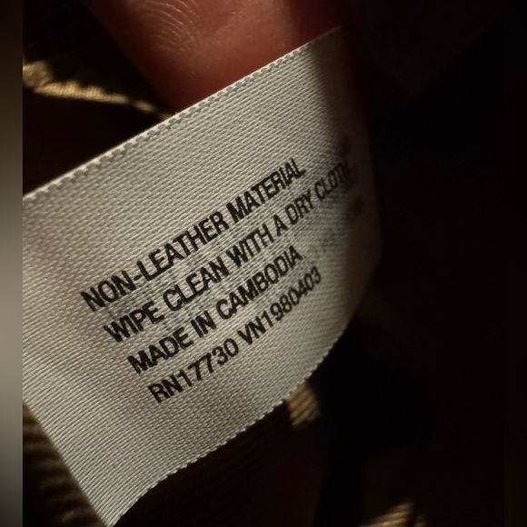 NWT Universal Thread Crossbody Bag - Picture 5 of 10